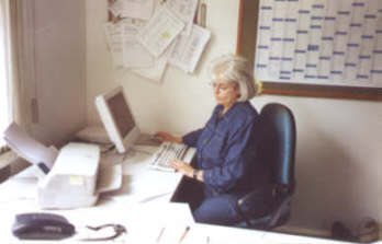 Frau Schneider (Der gute Geist)